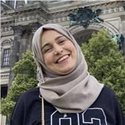 English teacher for children,  like to deal with them